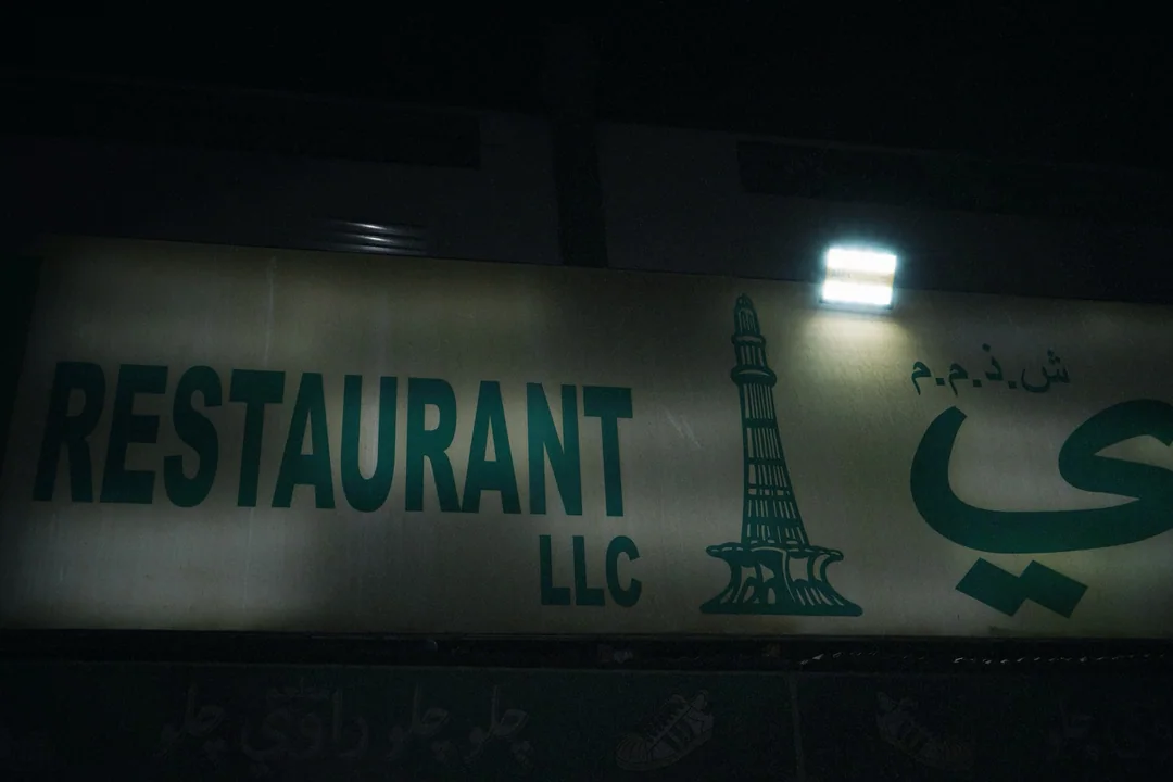 Beau, Ravi Restaurant