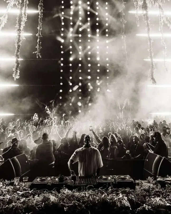 Beau, Ushua&iuml;a